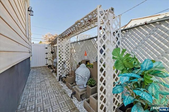 71 Monroe Street, Lodi, NJ 07644