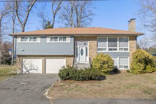 12 Darrell Drive, Randolph, MA 02368