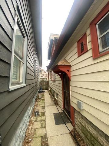 3128 41st STREET, Milwaukee, WI 53216