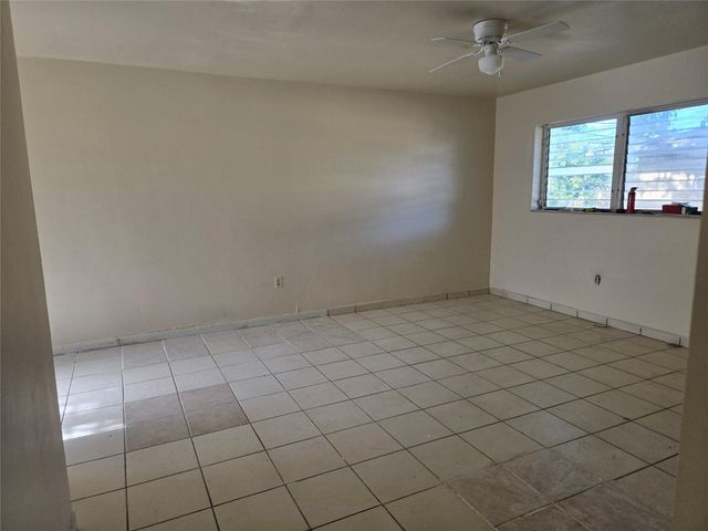 1560 NE 111TH Street 2, Miami, FL 33161