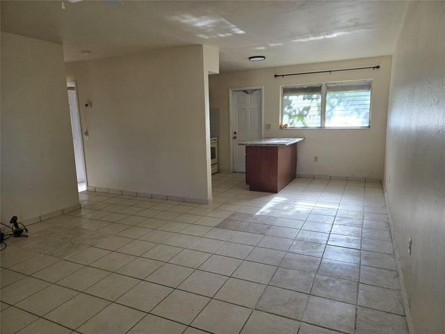 1560 NE 111TH Street 2, Miami, FL 33161