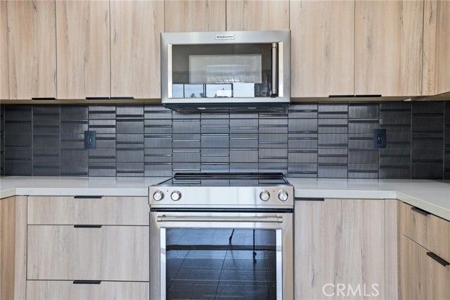 321 S San Vicente Boulevard 604, Los Angeles, CA 90048