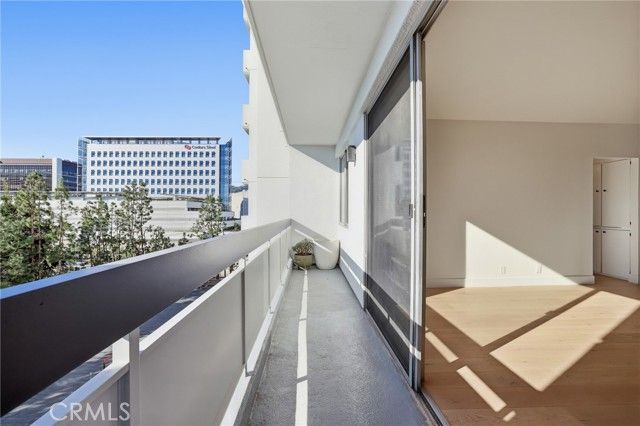 321 S San Vicente Boulevard 604, Los Angeles, CA 90048