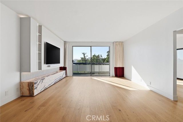 321 S San Vicente Boulevard 604, Los Angeles, CA 90048