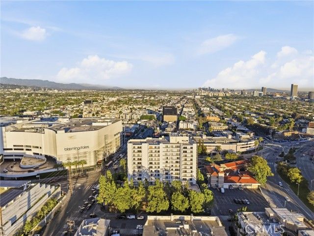 321 S San Vicente Boulevard 604, Los Angeles, CA 90048