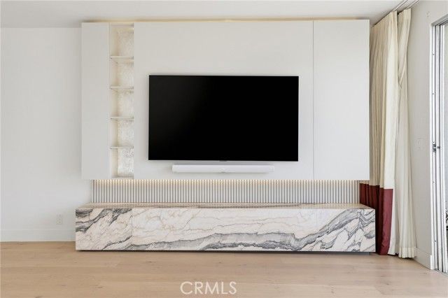 321 S San Vicente Boulevard 604, Los Angeles, CA 90048