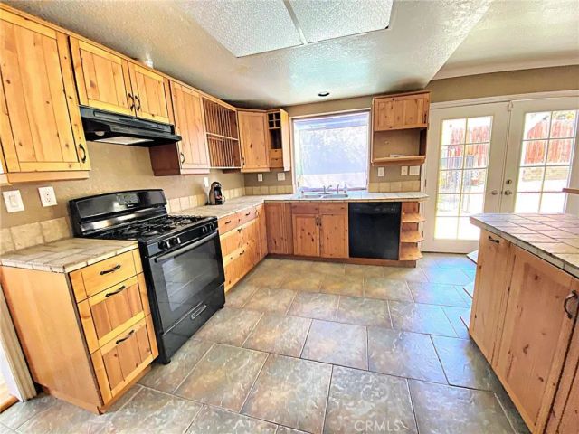 39221 Beacon Lane, Palmdale, CA 93551