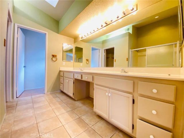 39221 Beacon Lane, Palmdale, CA 93551