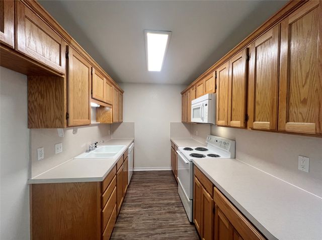 938 Austin Court, Weatherford, TX 76086