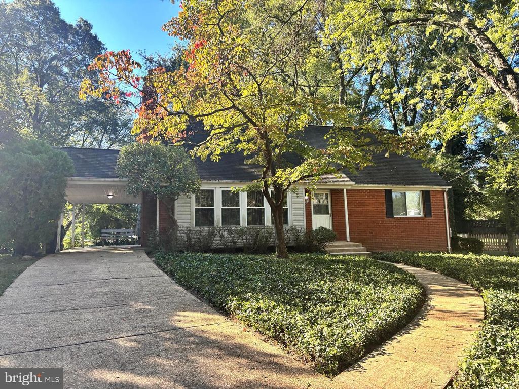 8714 BOLAND PL, Alexandria, VA 22309