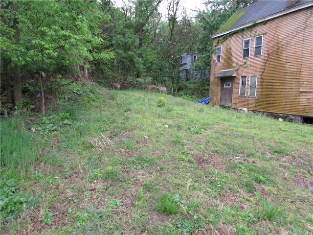 1312 Everett St, Wilkinsburg, PA 15221
