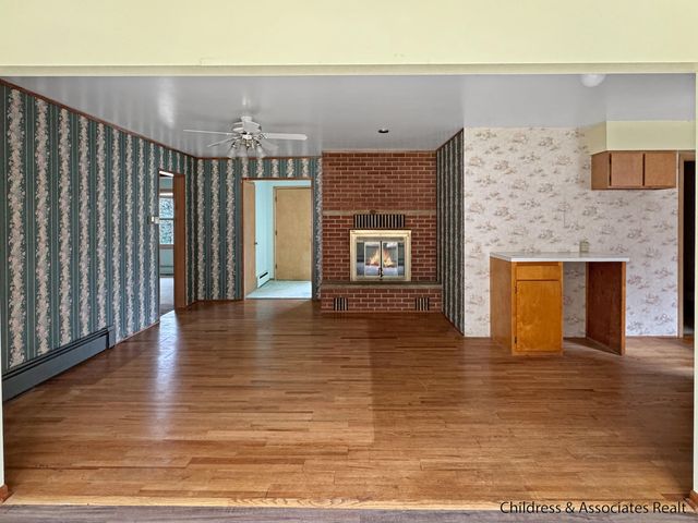 288 E 88th Street, Newaygo, MI 49337