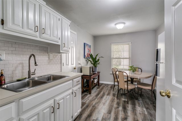 725 W Purnell Road A, Lewisville, TX 75067