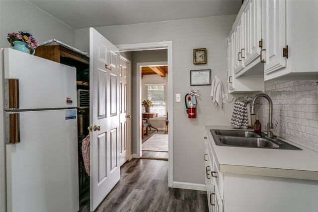 725 W Purnell Road A, Lewisville, TX 75067