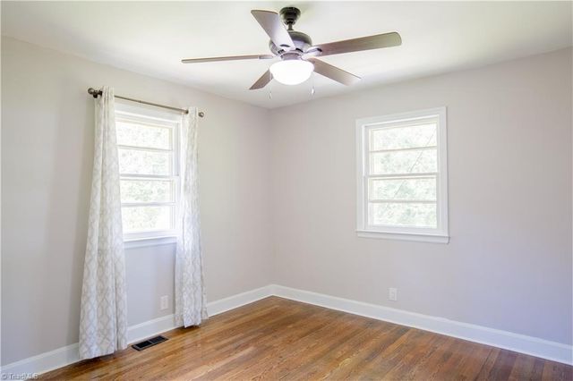 581 Clyde Drive, Winston-salem, NC 27104