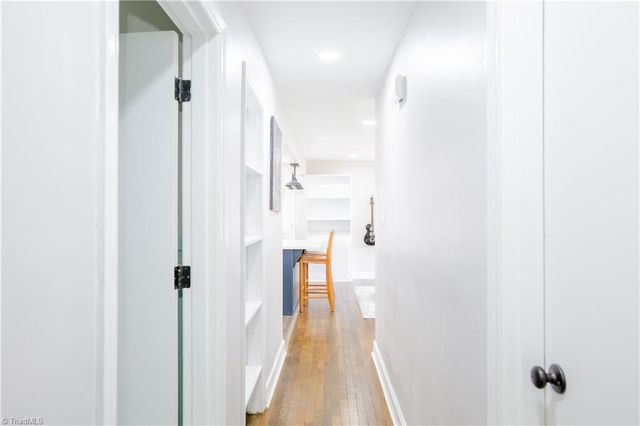 581 Clyde Drive, Winston-salem, NC 27104