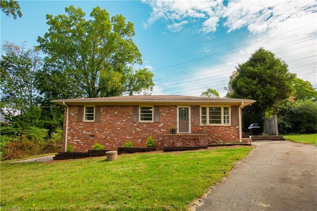 581 Clyde Drive, Winston-salem, NC 27104