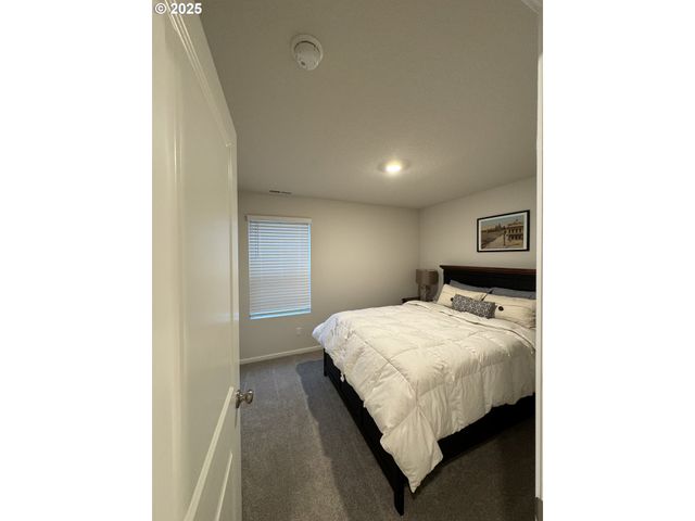 861 N 19TH Ave, Cornelius, OR 97113