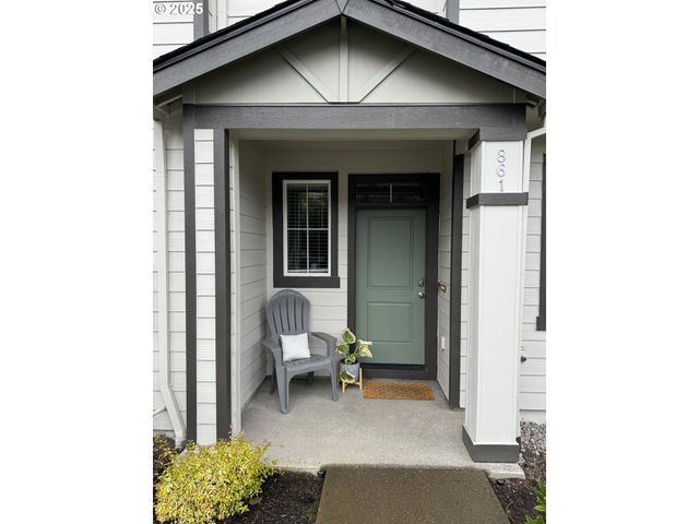 861 N 19TH Ave, Cornelius, OR 97113