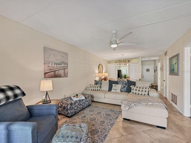 708 TAMIAMI TRAIL S 105, Venice, FL 34285