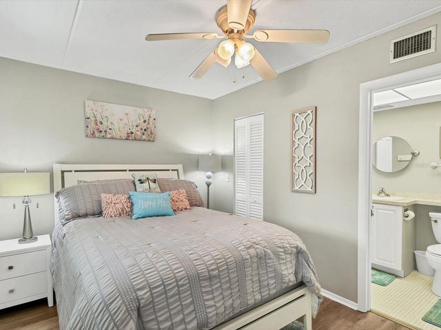 708 TAMIAMI TRAIL S 105, Venice, FL 34285