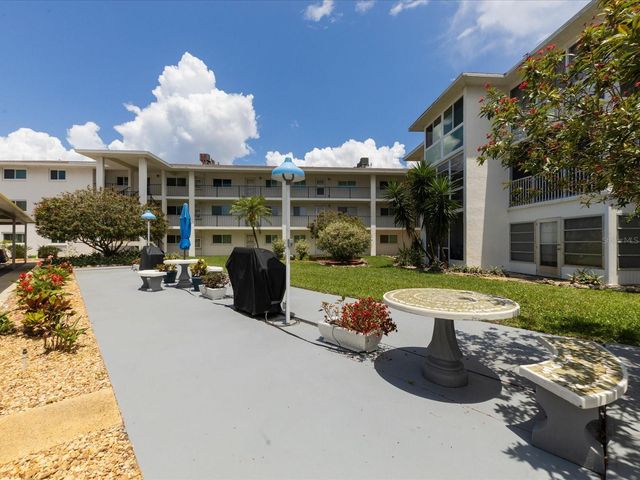 708 TAMIAMI TRAIL S 105, Venice, FL 34285