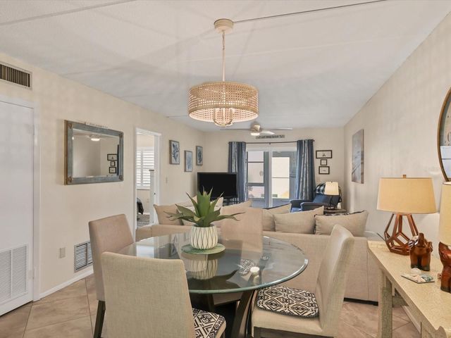 708 TAMIAMI TRAIL S 105, Venice, FL 34285