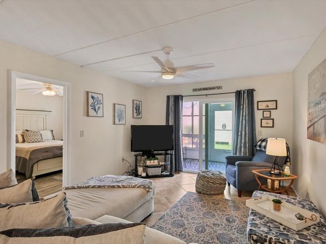 708 TAMIAMI TRAIL S 105, Venice, FL 34285