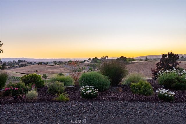 6235 Independence Ranch, San Miguel, CA 93451
