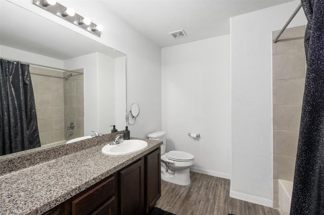 15302 Kickapoo Trail, Willis, TX 77378