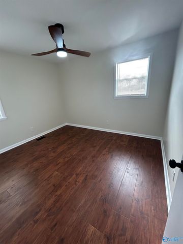 734 Red Hat Road, Decatur, AL 35601