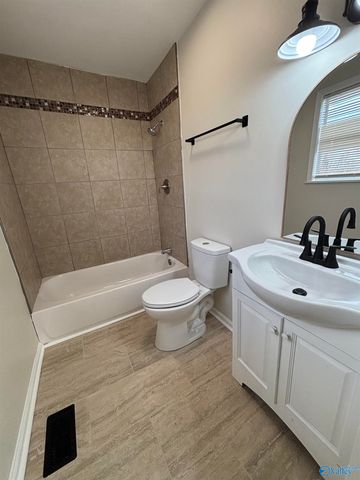 734 Red Hat Road, Decatur, AL 35601