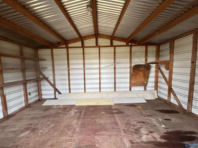 734 Red Hat Road, Decatur, AL 35601