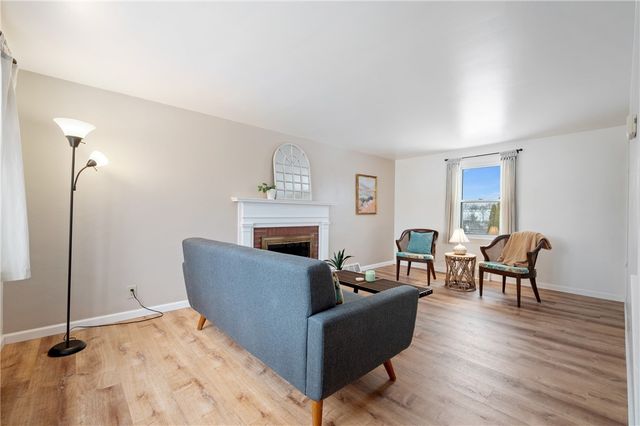 5354 Greenridge Dr, Whitehall, PA 15236