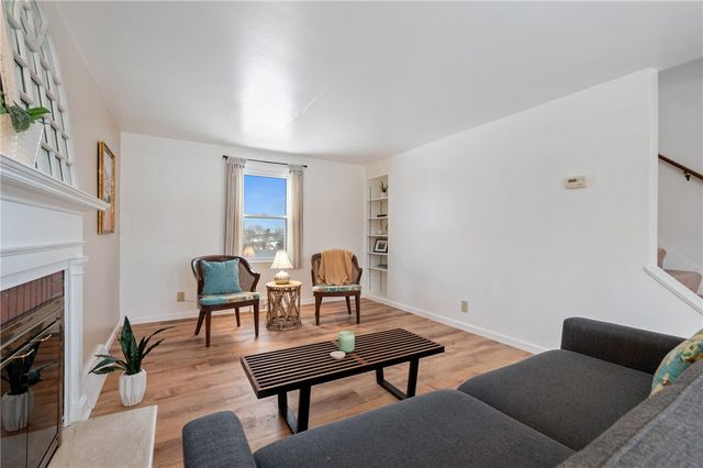 5354 Greenridge Dr, Whitehall, PA 15236