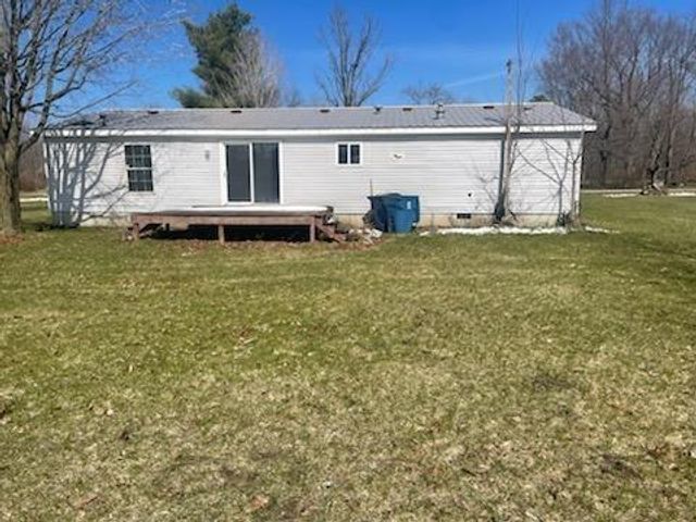 44 E Howard Street, Breedsville Vllg, MI 49056