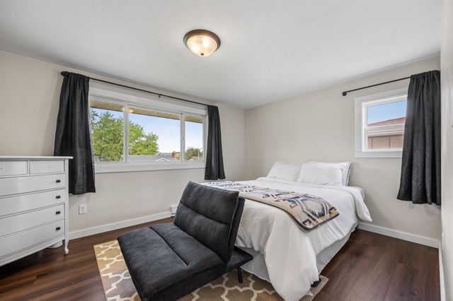 1138 20th Street N, Moorhead, MN 56560