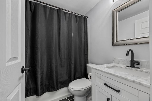 1138 20th Street N, Moorhead, MN 56560