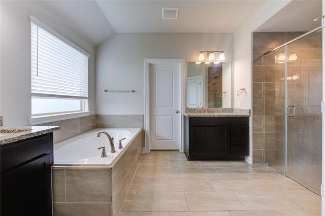 203 Lily Lane, Rosharon, TX 77583