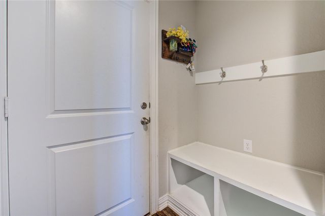 203 Lily Lane, Rosharon, TX 77583