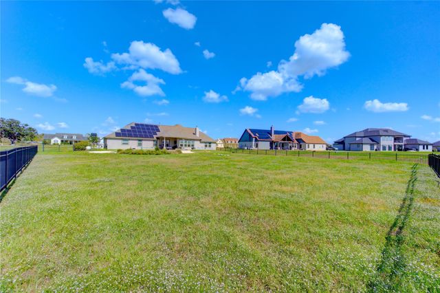 203 Lily Lane, Rosharon, TX 77583