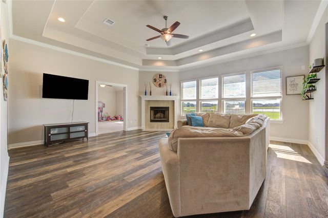 203 Lily Lane, Rosharon, TX 77583