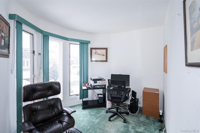 55 Kristin Lane, Hauppauge, NY 11788