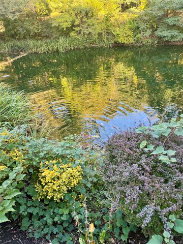 55 Kristin Lane, Hauppauge, NY 11788