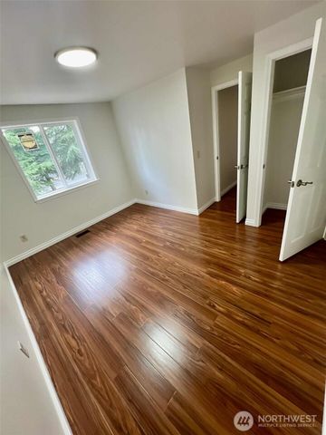 10900 SE 219th Place, Kent, WA 98031