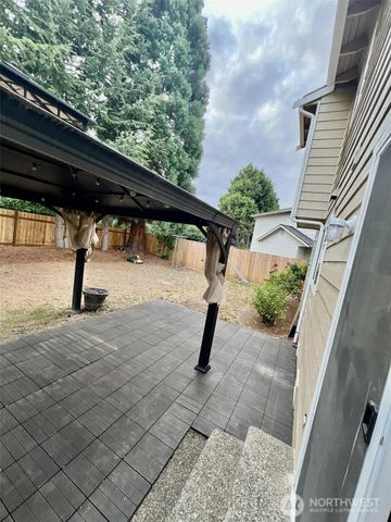 10900 SE 219th Place, Kent, WA 98031