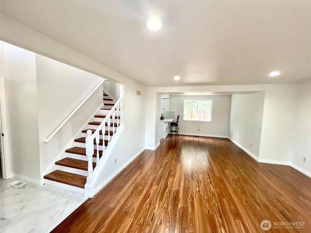 10900 SE 219th Place, Kent, WA 98031