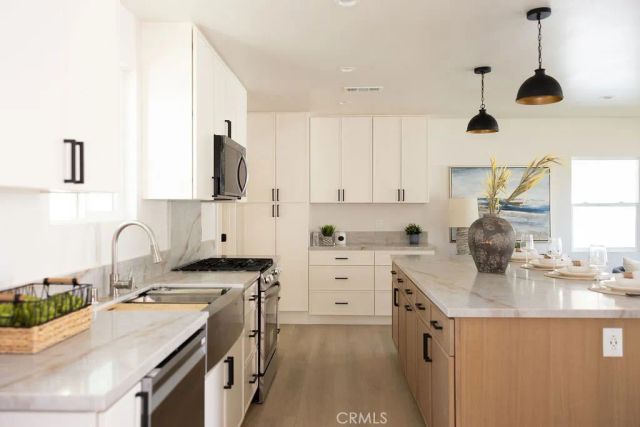 605 W Gaillard, Glendora, CA 91740