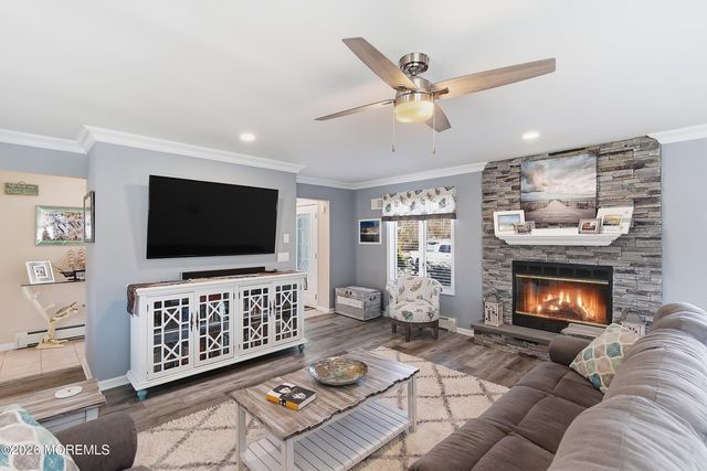 68 Moorage Avenue, Bayville, NJ 08721