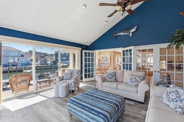 68 Moorage Avenue, Bayville, NJ 08721